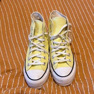 Converse Woman’s Platform Yellow High-Top Sneakers